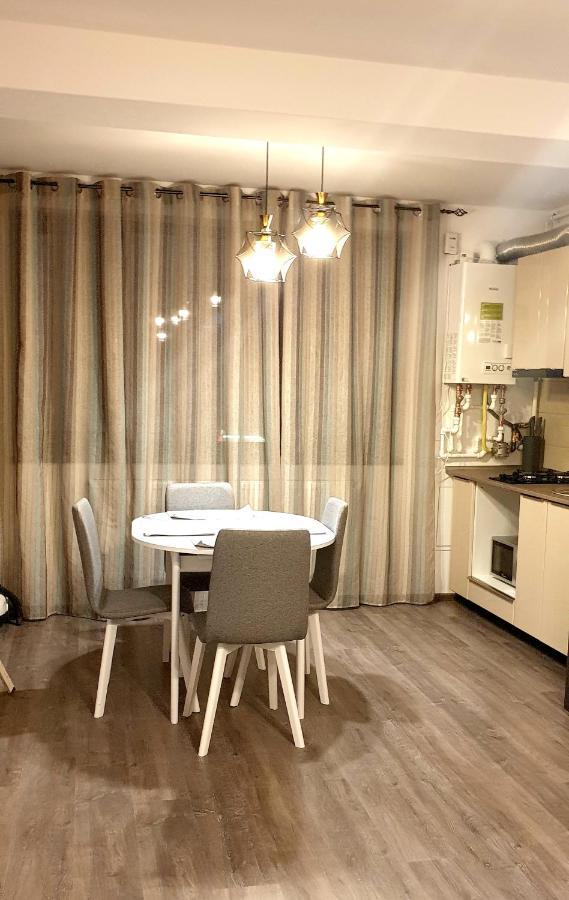Apartament Max Mamaia Nord Apartment Navodari Ngoại thất bức ảnh